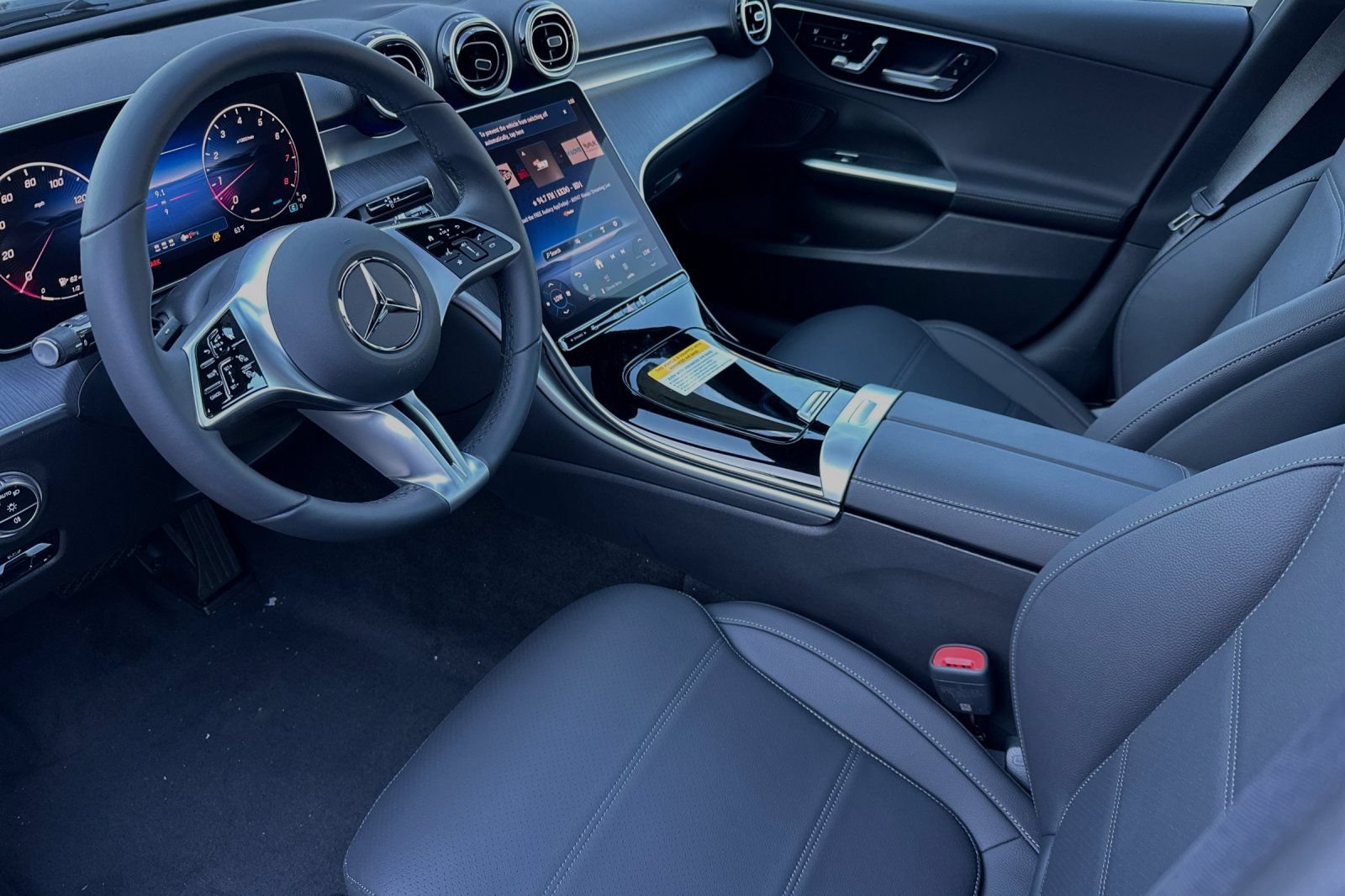 New 2025 Mercedes-Benz C 300 Sedan image 10