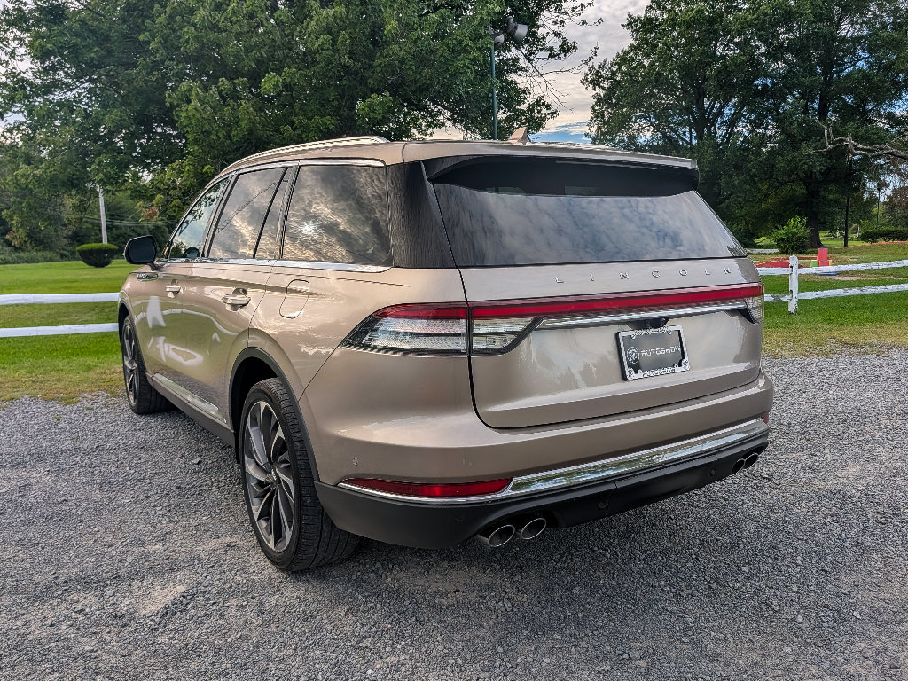 Used 2020 Lincoln Aviator Reserve w/ Equipment Group 202A AWD/4WD image 8