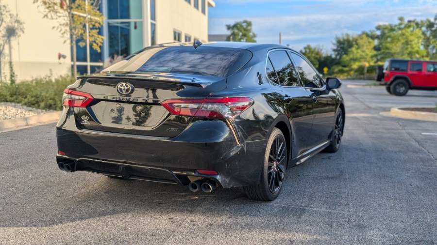 Used 2023 Toyota Camry XSE FWD image 2