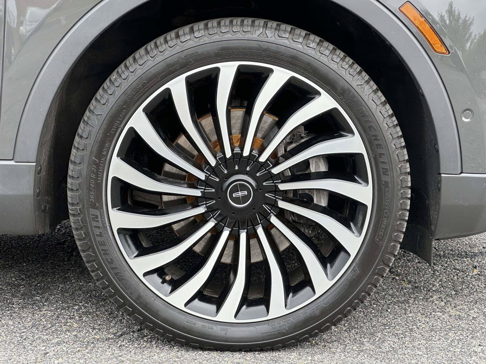 Used 2022 Lincoln Nautilus Black Label AWD/4WD image 7