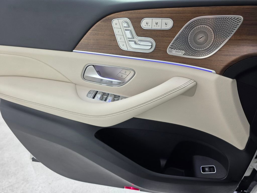Certified 2023 Mercedes-Benz GLS 450 GLS 450 image 28