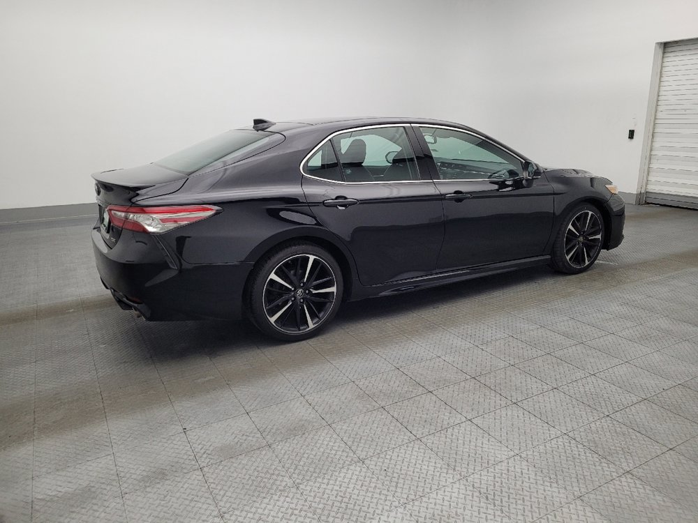 Used 2018 Toyota Camry XSE image 10