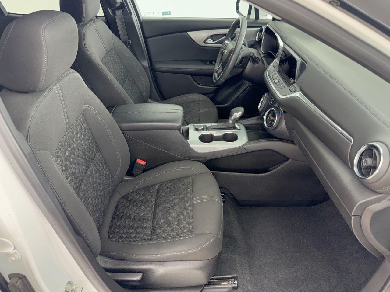 Used 2021 Chevrolet Blazer LT w/ LPO, Black Accent Package FWD image 30