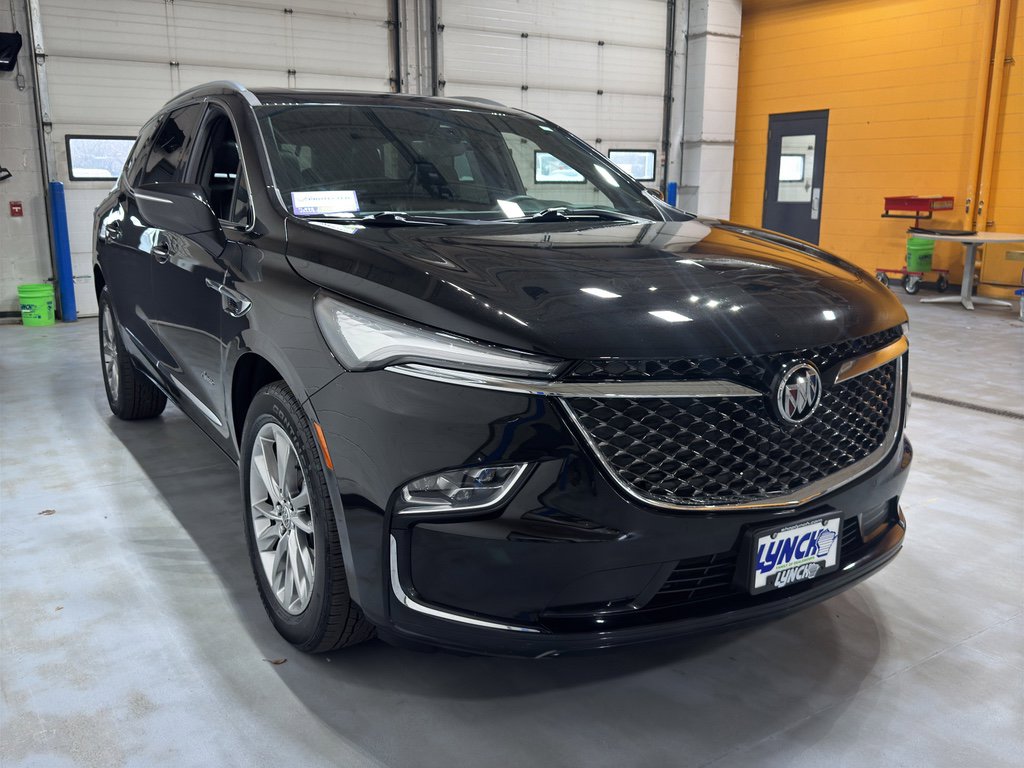 Used 2024 Buick Enclave Avenir w/ Avenir Technology Package image 8
