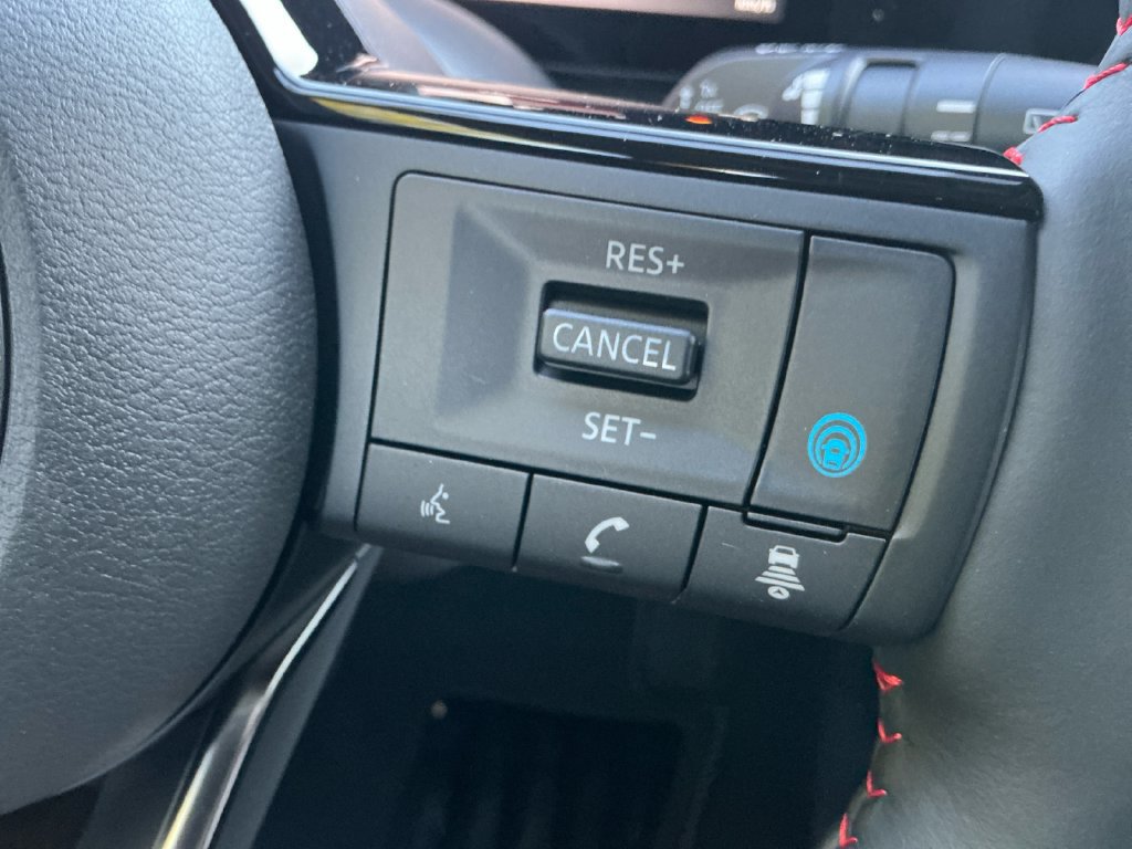 New 2027 Nissan Kicks SR w/ SR Premium Package AWD/4WD image 20