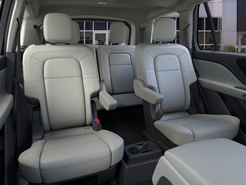 New 2026 Lincoln Aviator Reserve RWD image 11