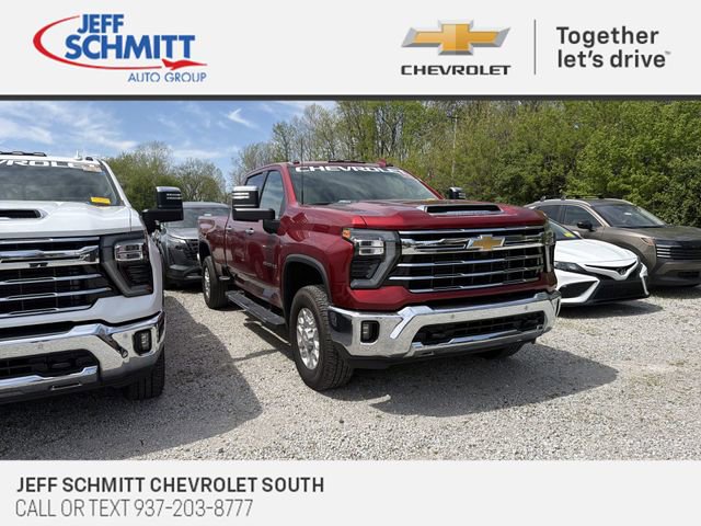 Used 2025 Chevrolet Silverado 3500 LTZ w/ LTZ Premium Package image 1