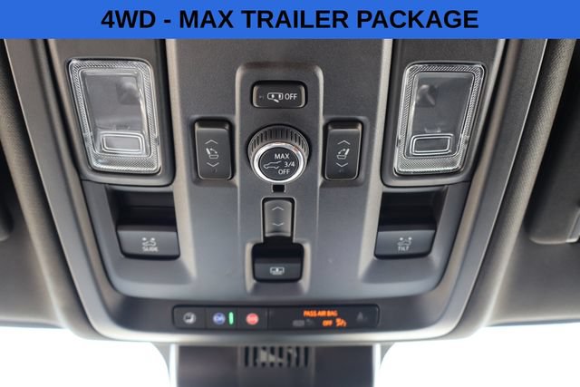 Used 2025 GMC Yukon Denali Ultimate AWD/4WD image 14