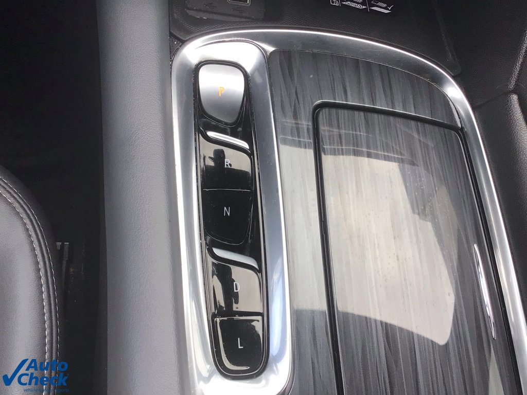 Used 2022 Buick Enclave Essence image 32