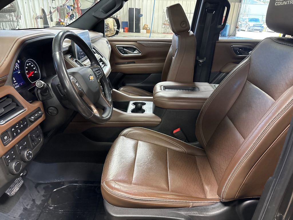 Used 2021 Chevrolet Tahoe High Country w/ Premium Package AWD/4WD image 14