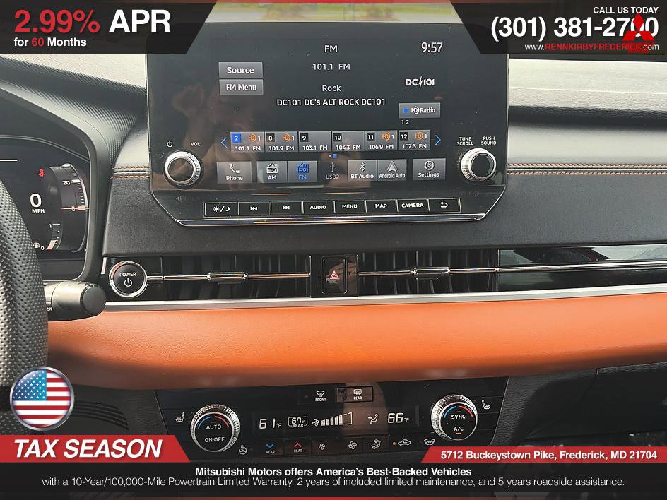 Used 2023 Mitsubishi Outlander SEL image 15