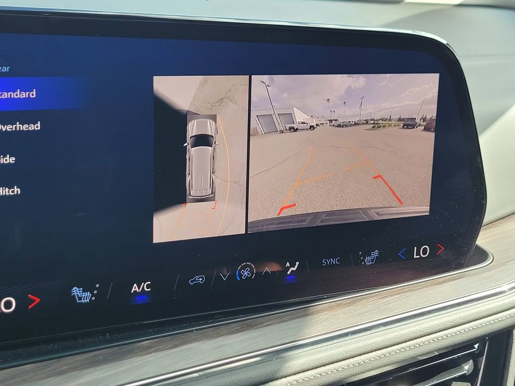 Used 2025 Chevrolet Tahoe LT AWD/4WD image 19