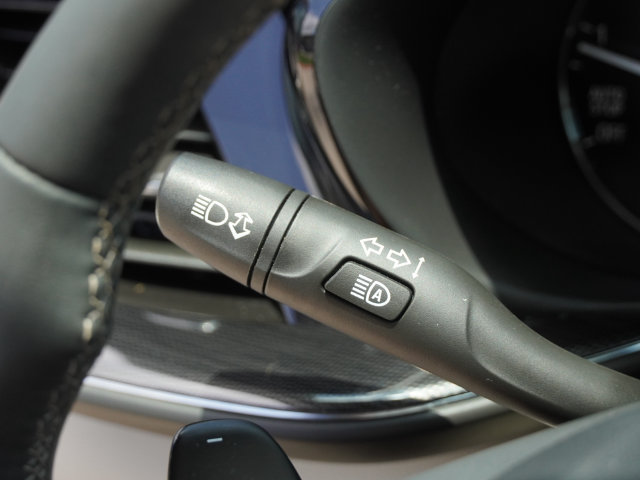 Used 2023 Buick Envision Preferred AWD/4WD image 31