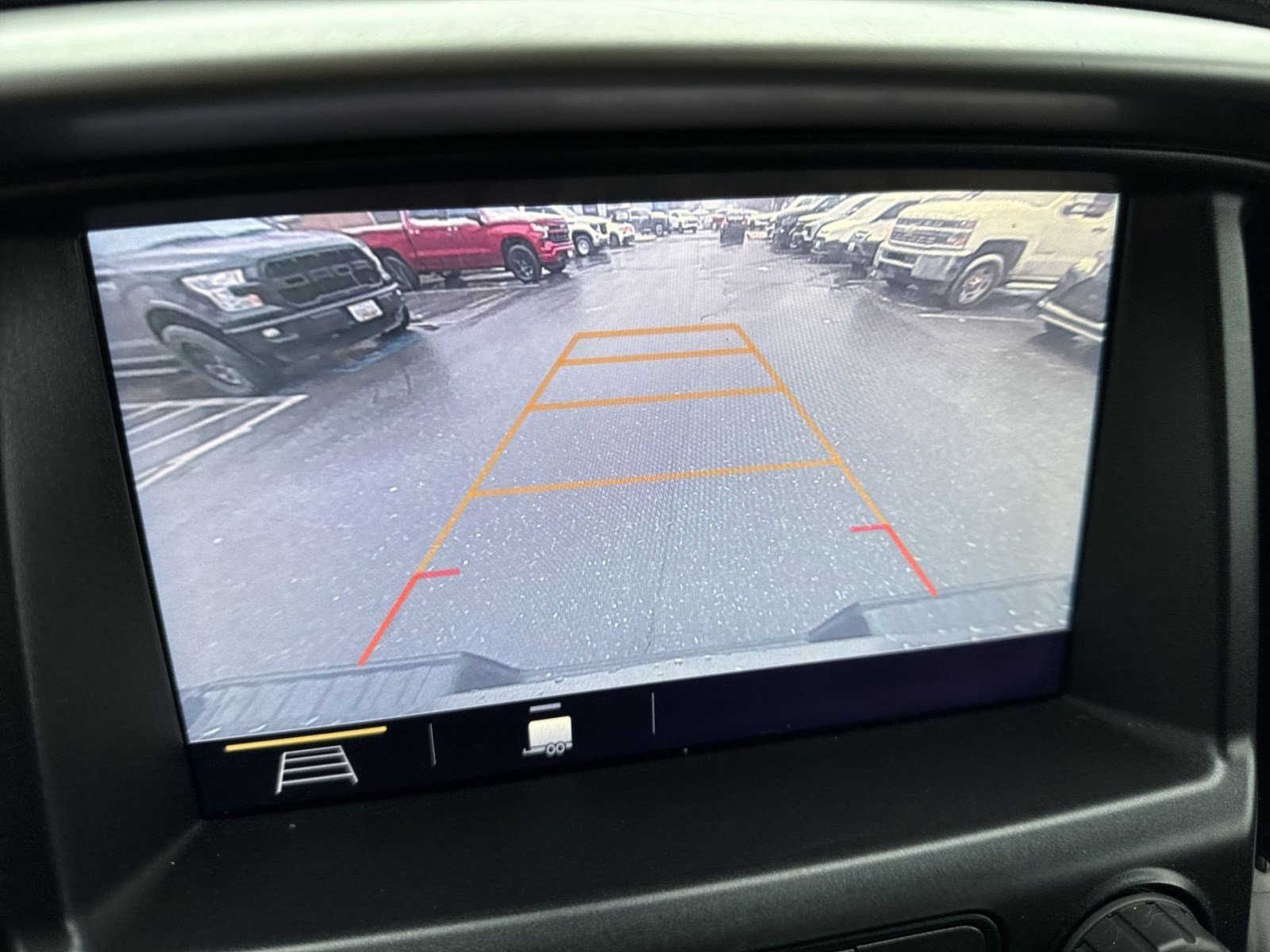 Used 2019 Chevrolet Colorado ZR2 image 18