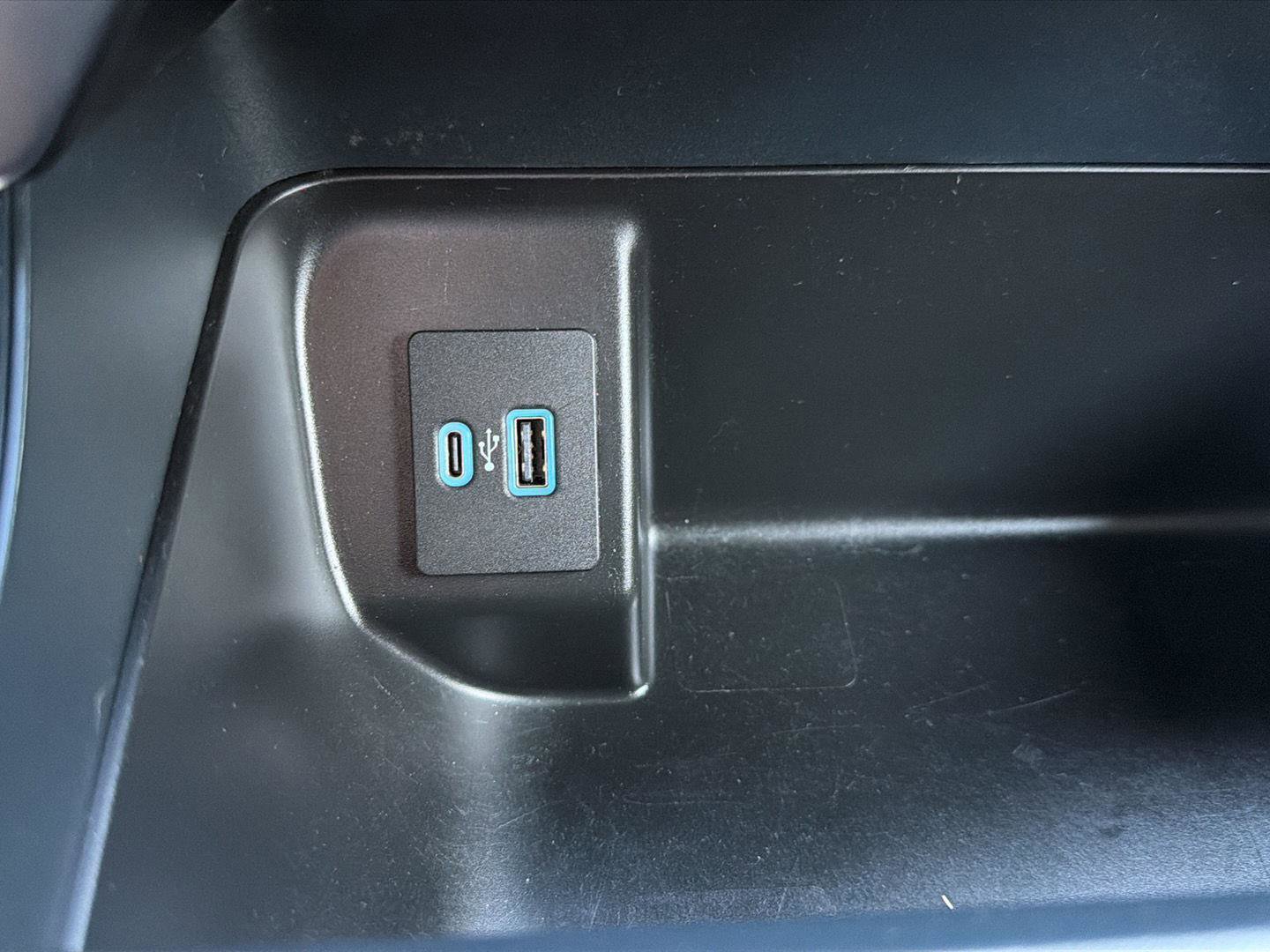 Used 2024 Ford F150 XLT w/ Mobile Office Package image 14