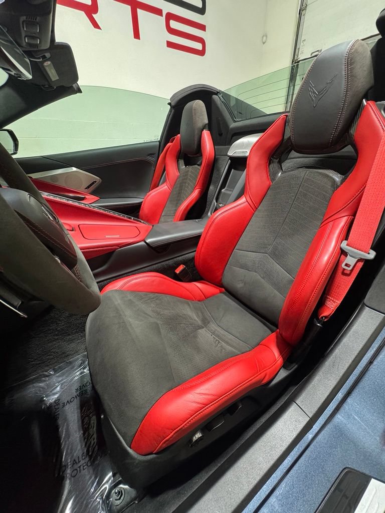 Used 2020 Chevrolet Corvette Stingray Premium Conv w/ 3LT Preferred Equipment Group RWD image 17