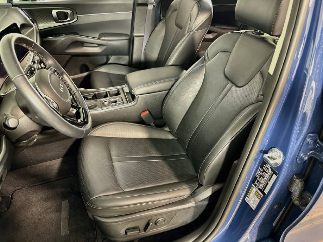 Used 2025 Kia Sorento S w/ Panoramic Sunroof Package AWD/4WD image 16