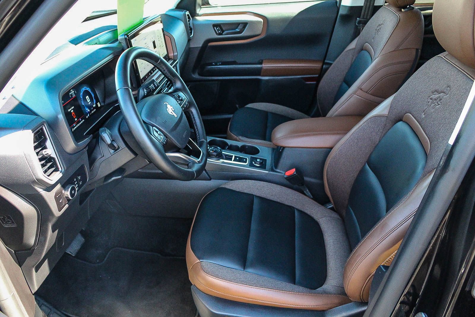 Certified 2025 Ford Bronco Sport Outer Banks w/ Outer Banks Tech Package+ AWD/4WD image 20