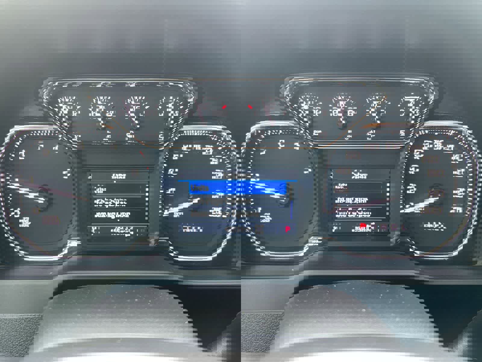 Used 2022 GMC Sierra 2500 SLT w/ SLT Preferred Package image 32