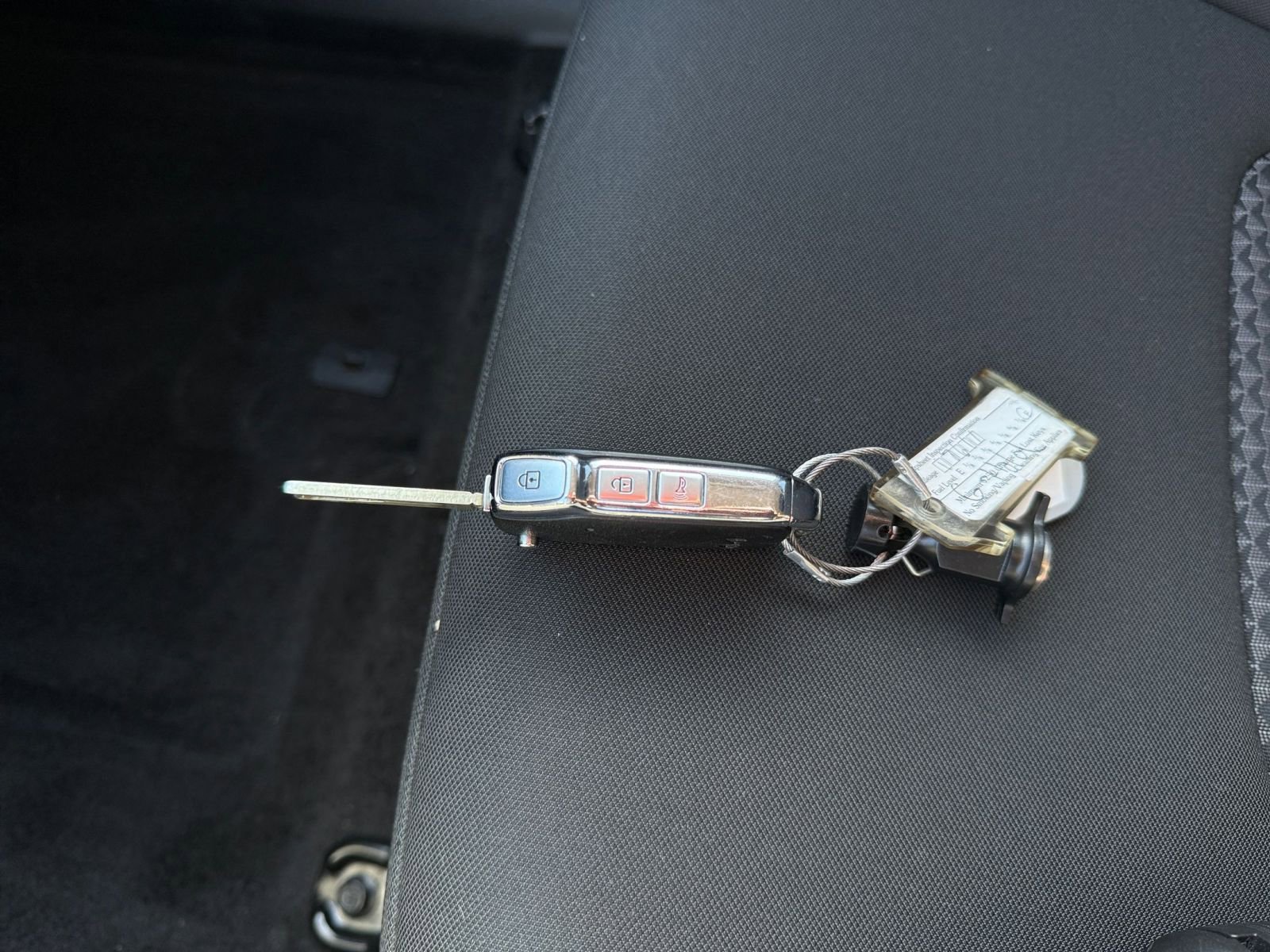 Used 2025 Kia Sportage LX image 21