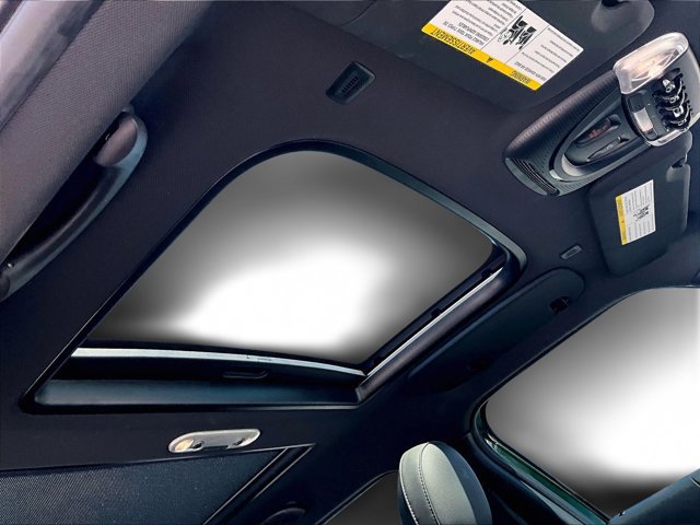 Used 2019 MINI Cooper Countryman S w/ Premium Package image 17