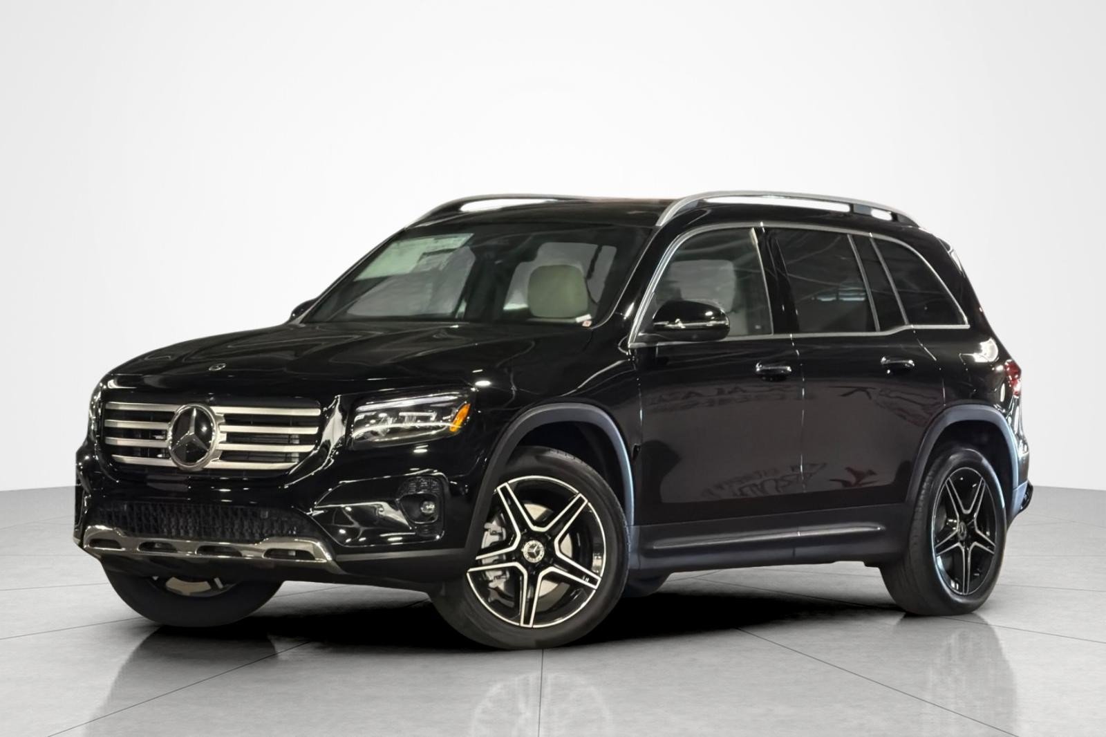 New 2026 Mercedes-Benz GLB 250