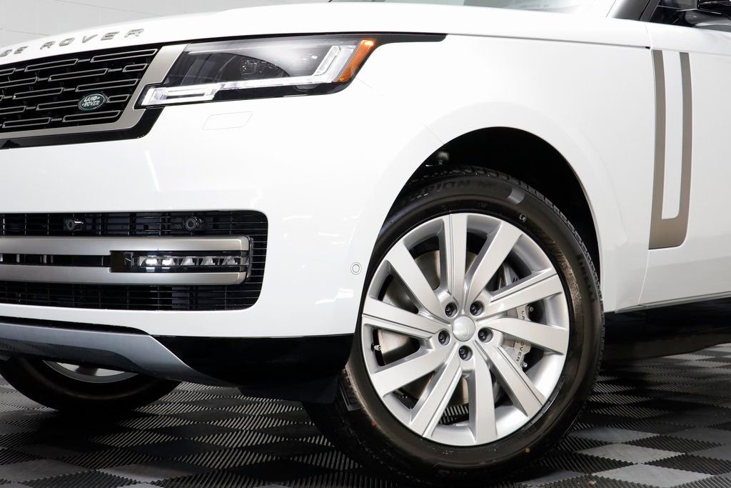 New 2025 Land Rover Range Rover SE AWD/4WD image 4