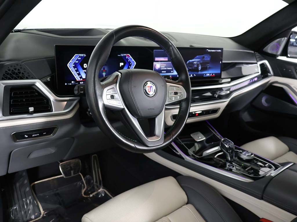 Used 2024 BMW ALPINA XB7 AWD/4WD image 34