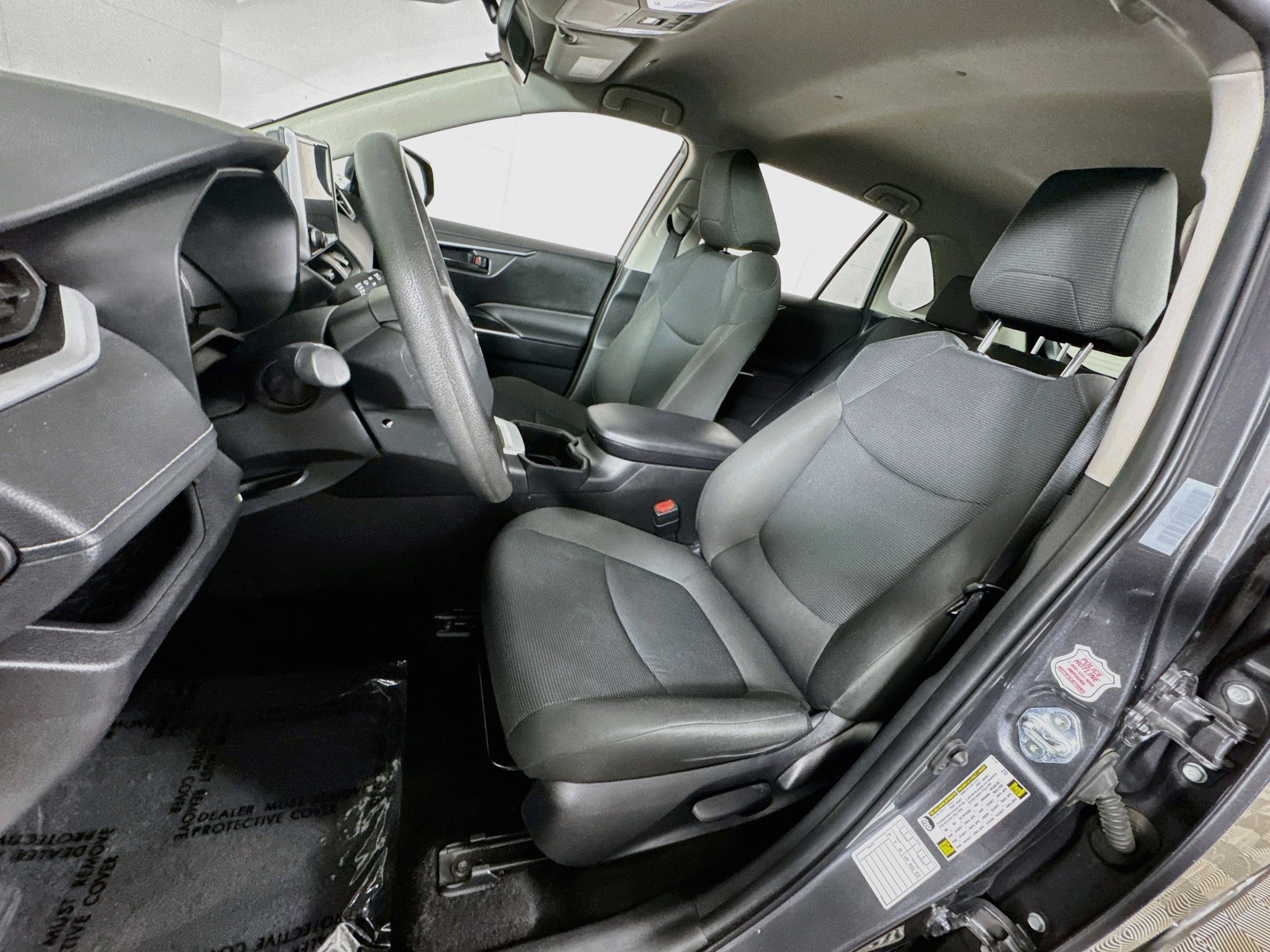 Certified 2025 Toyota RAV4 LE AWD/4WD image 12