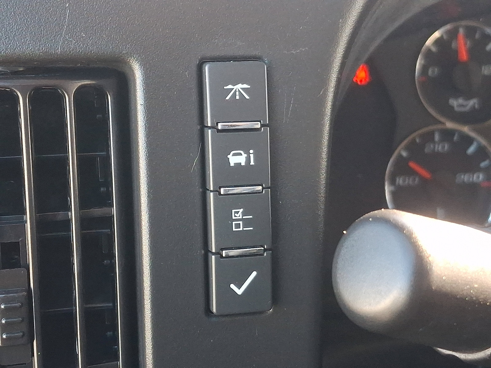 Certified 2023 Chevrolet Express 3500 LS image 27