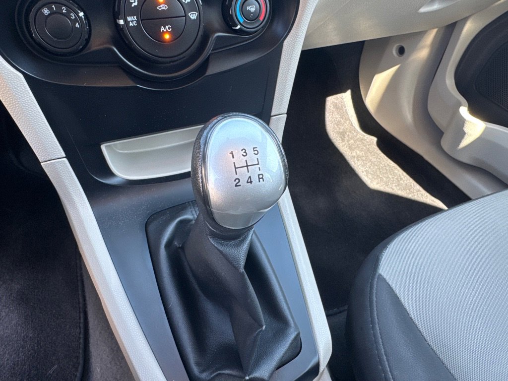 Used 2013 Ford Fiesta S w/ Convenience Pkg FWD image 23