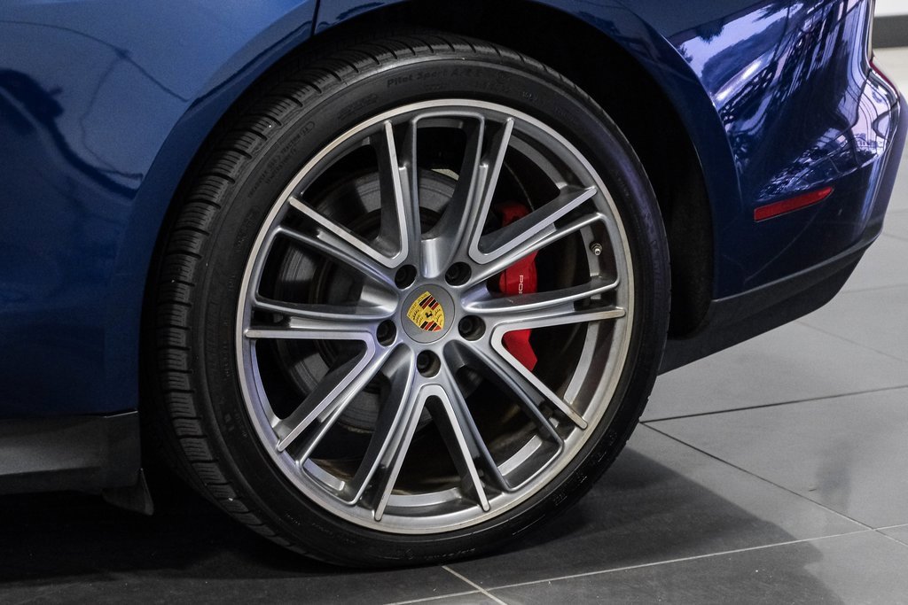 Used 2022 Porsche Taycan 4S image 50
