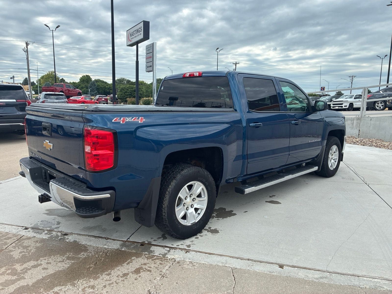 Used 2016 Chevrolet Silverado 1500 LT w/ All Star Edition AWD/4WD image 7