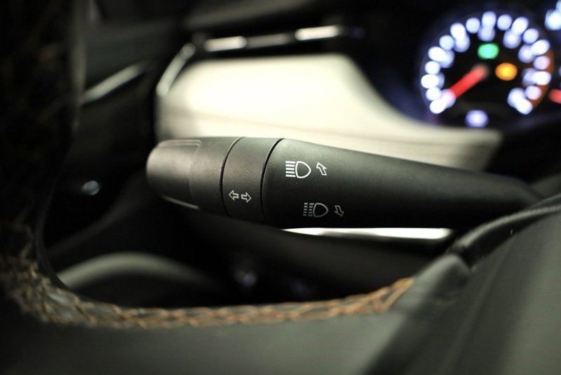 Used 2022 Jeep Compass Limited image 31