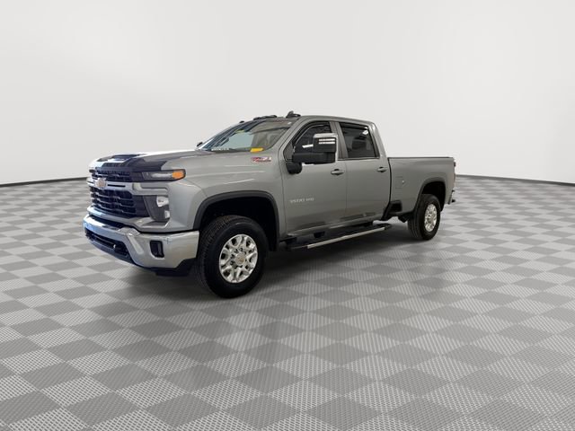 Certified 2025 Chevrolet Silverado 3500 LT w/ All Star Edition image 6