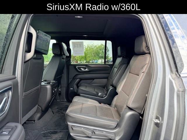 Used 2021 Chevrolet Suburban High Country w/ Premium Package 2 AWD/4WD image 9