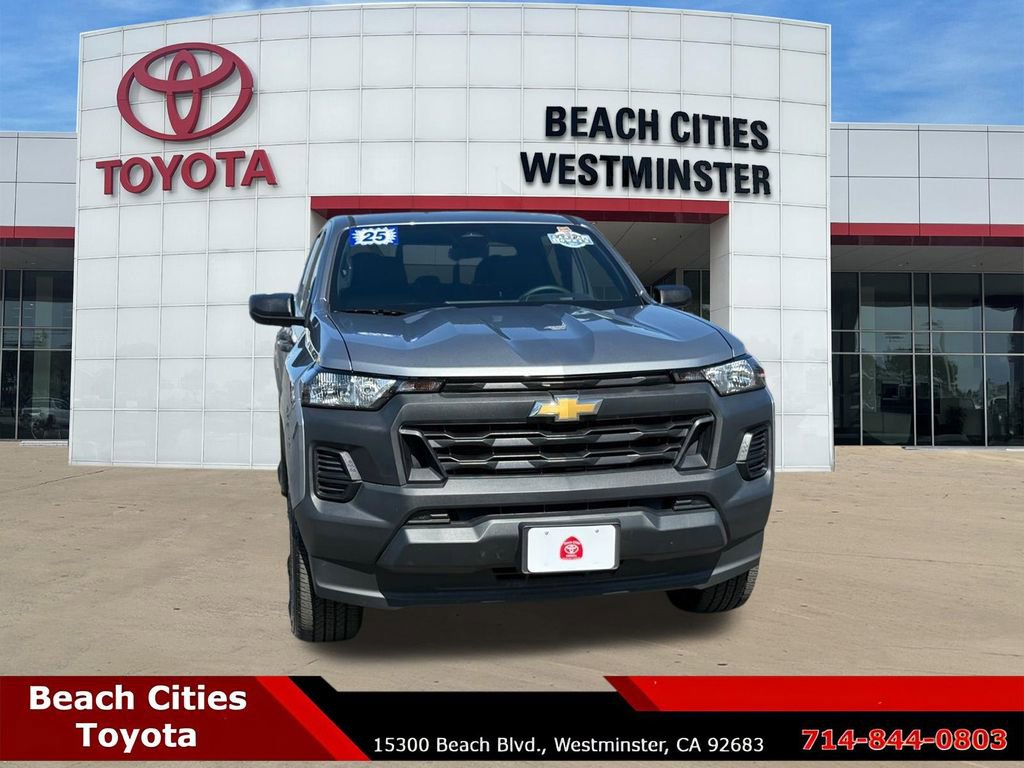 Used 2025 Chevrolet Colorado W/T w/ WT Custom Package RWD image 3