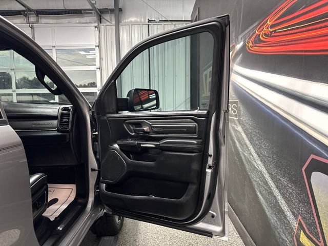 Used 2019 RAM 1500 Limited w/ Advanced Safety Group AWD/4WD image 28