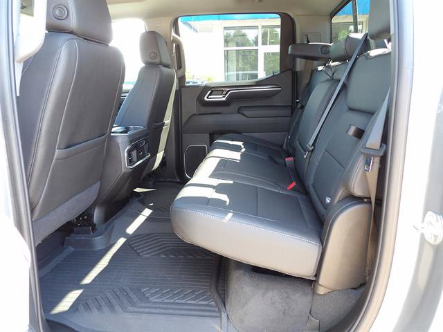 Used 2025 Chevrolet Silverado 1500 LTZ w/ LTZ Premium Package AWD/4WD image 29