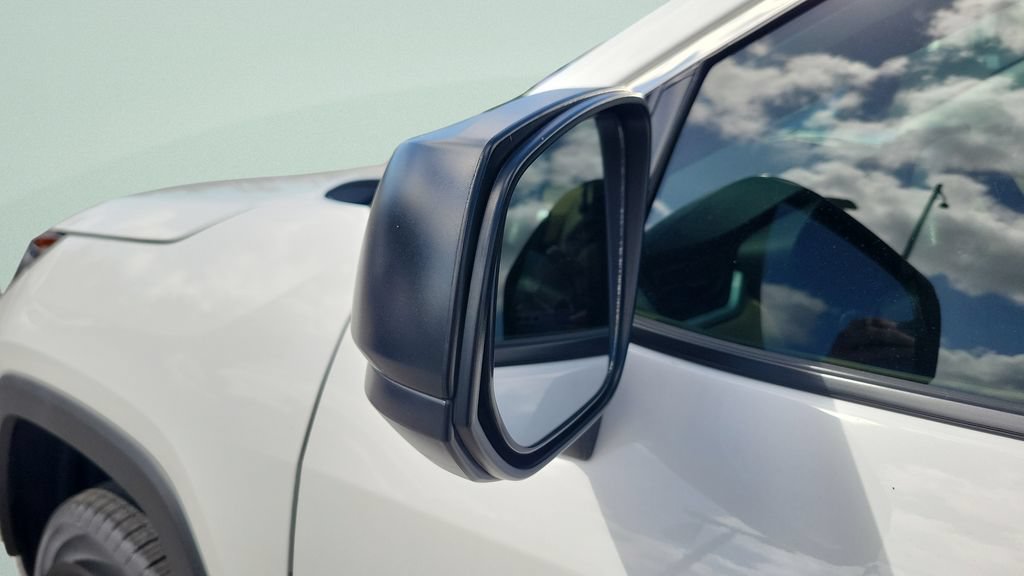 Used 2022 Toyota RAV4 LE AWD/4WD image 34