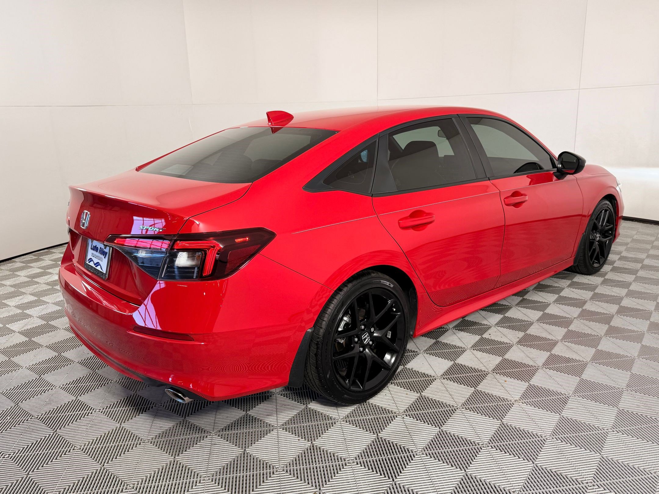 Certified 2025 Honda Civic Sport image 9