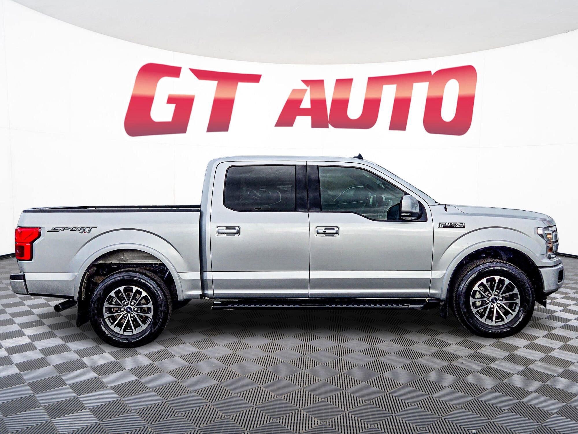 Used 2019 Ford F150 Lariat w/ Equipment Group 502A Luxury AWD/4WD image 8