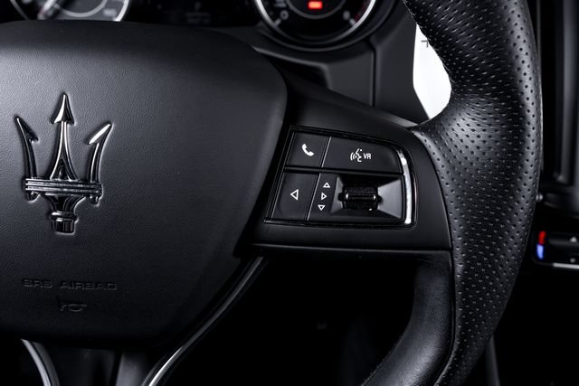 Used 2024 Maserati Levante GT Ultima AWD/4WD image 40