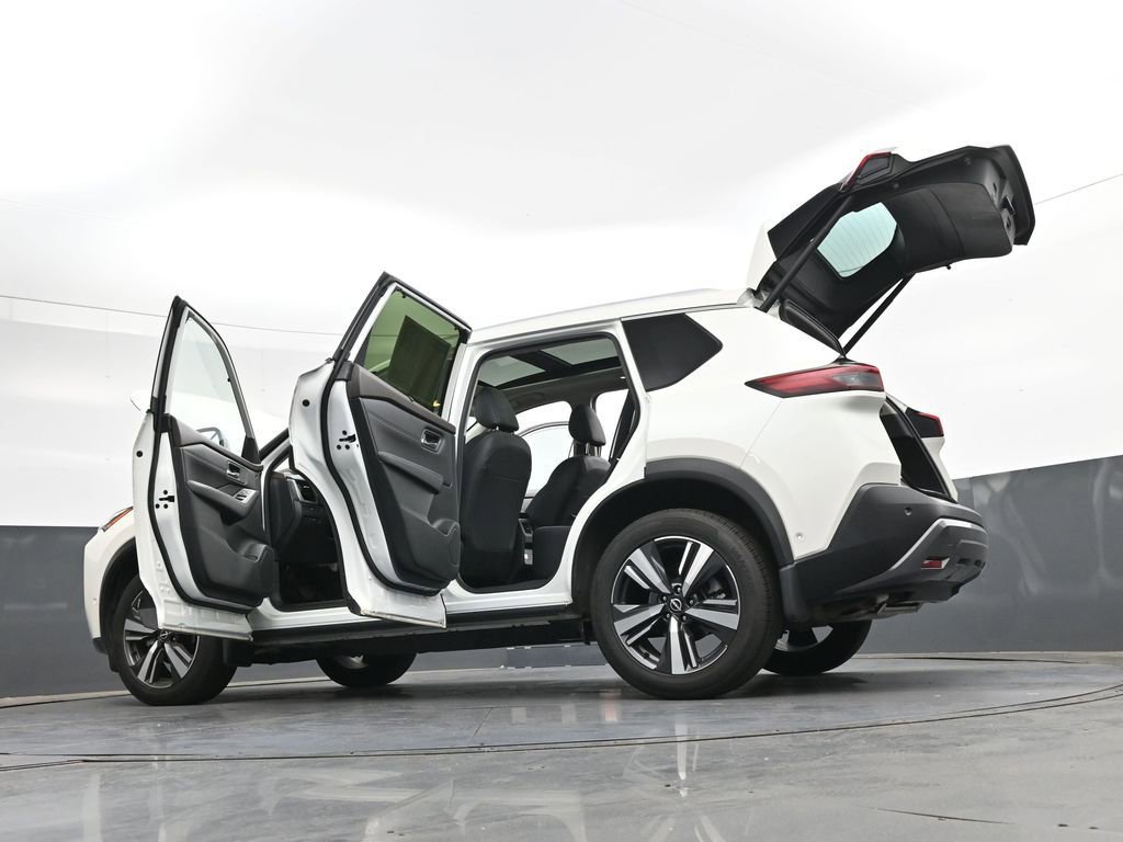 Used 2023 Nissan Rogue SL w/ SL Premium Package FWD image 51