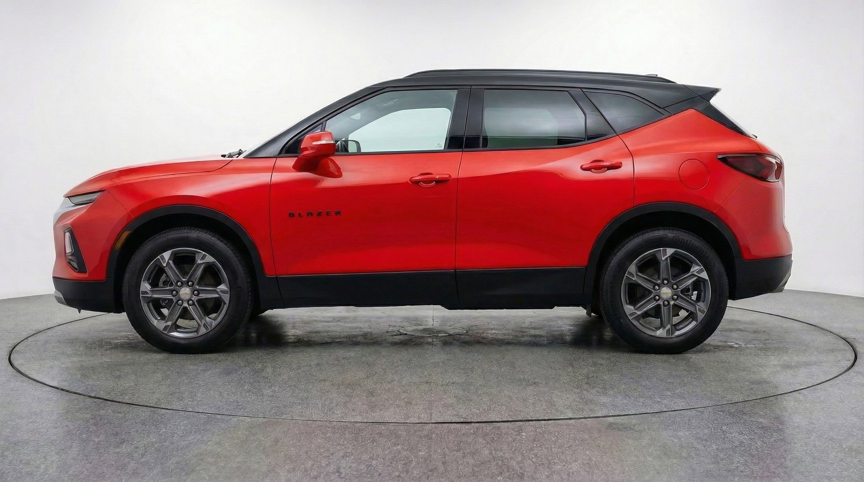 Used 2025 Chevrolet Blazer LT image 5