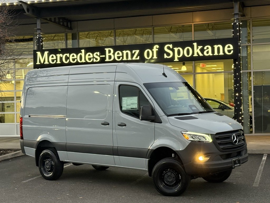 New 2025 Mercedes-Benz Sprinter 2500 image 1