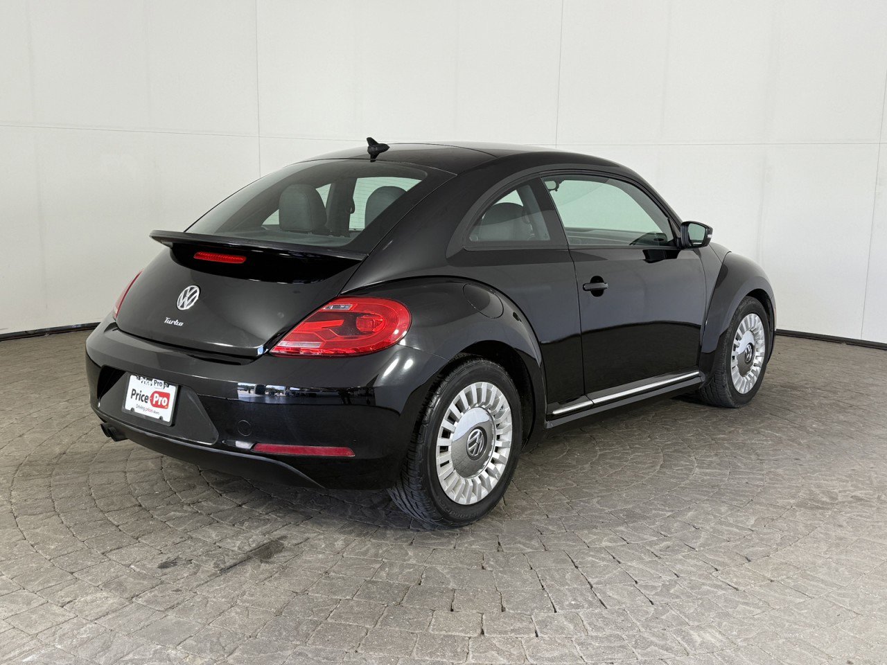 Used 2016 Volkswagen Beetle 1.8T SE image 9