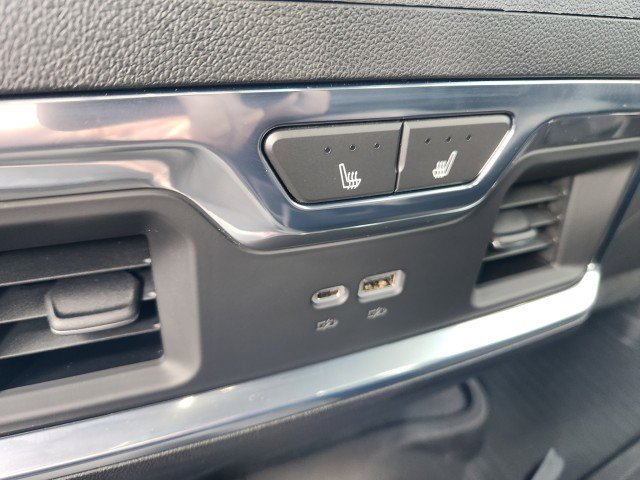 Used 2022 Chevrolet Silverado 1500 High Country w/ Z71 Off-Road Package image 28