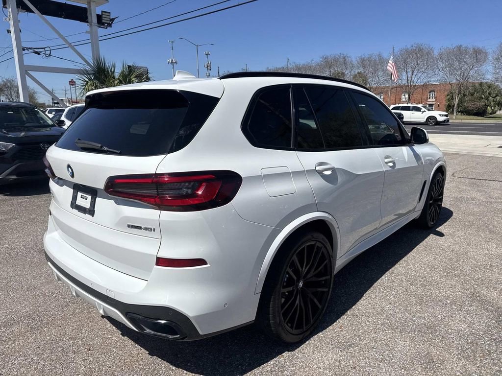 Used 2021 BMW X5 sDrive40i w/ M Sport Package image 8
