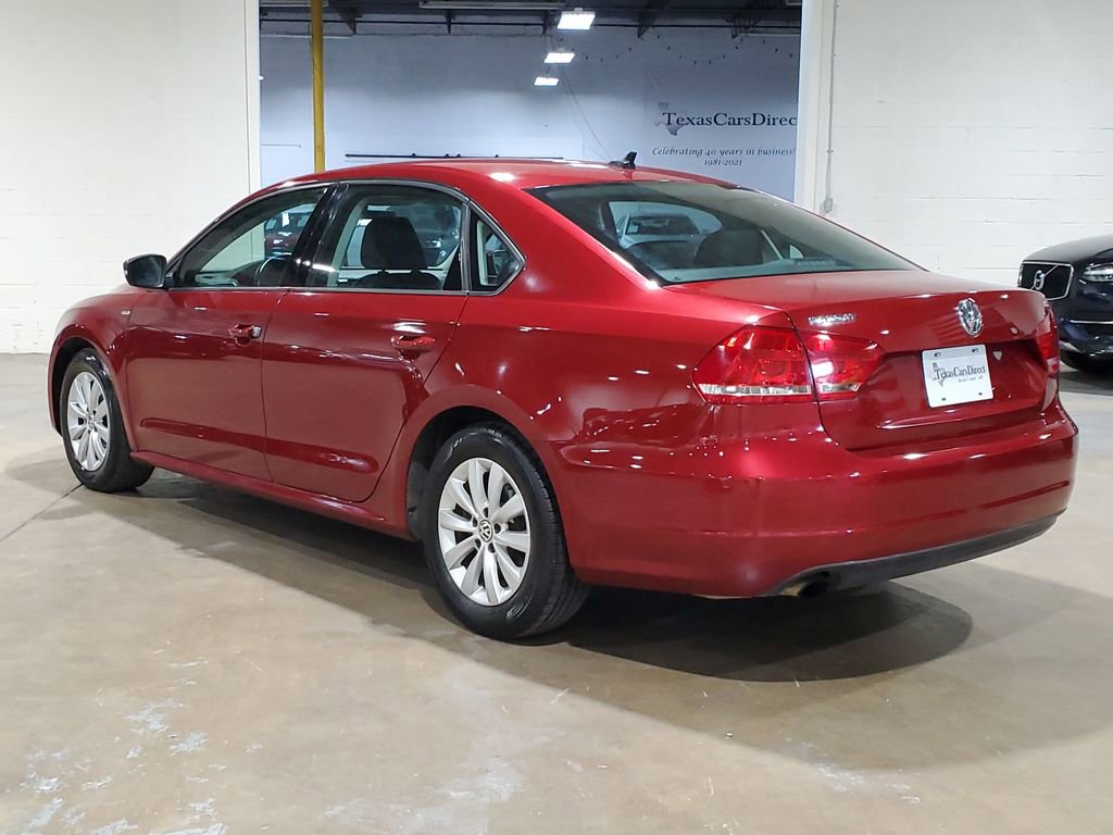 Used 2015 Volkswagen Passat 1.8T Wolfsburg Edition image 11
